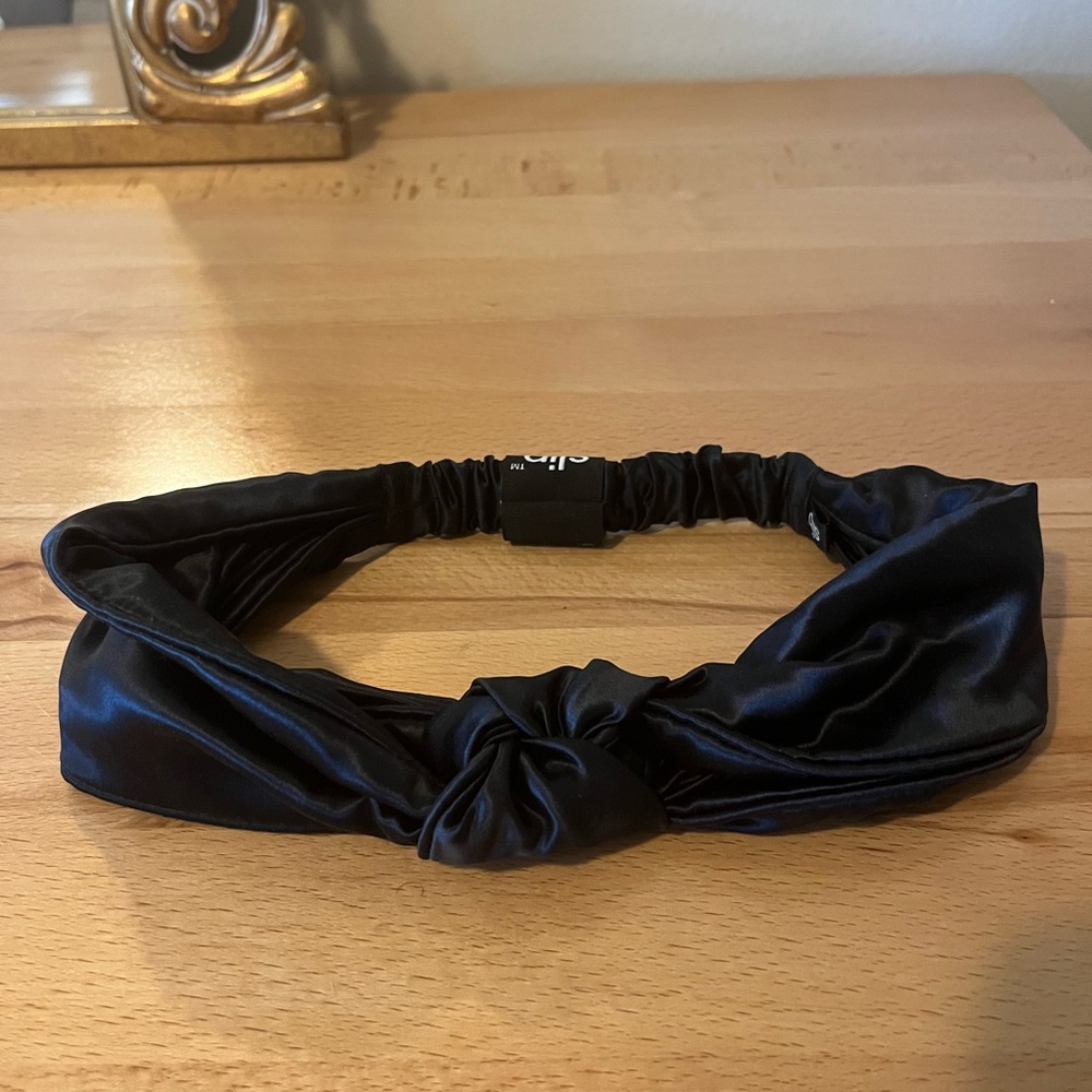 SLIP Knot Headband - Picture 5 of 5